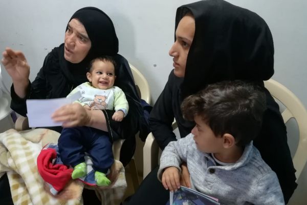 Refugees are waiting for doctors help